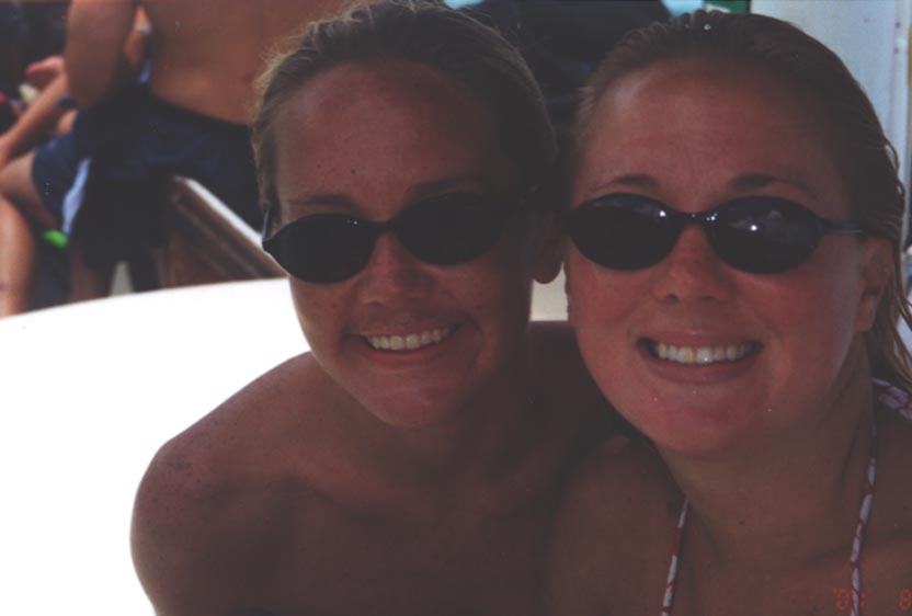 erin and jen at the beach